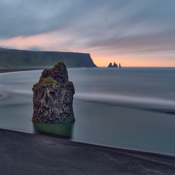 A hajnali fényre várva